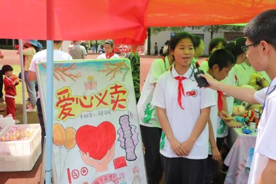 印度男子不吃粮食只吃砖头,吃了20年,砖头可以盖一栋别墅